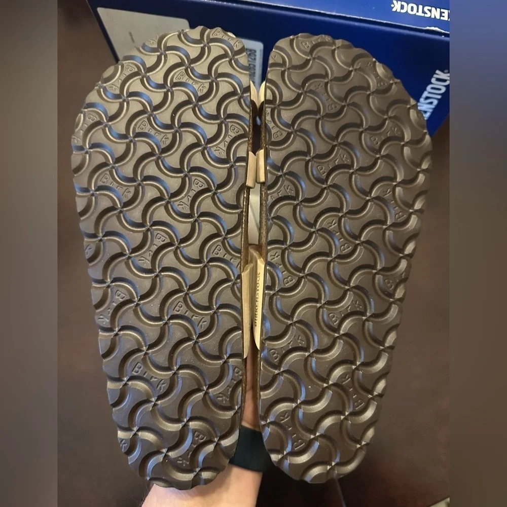 NIB Birkenstock Nubuck Mayari 37 US 6 Thong Sandals Sandcastle